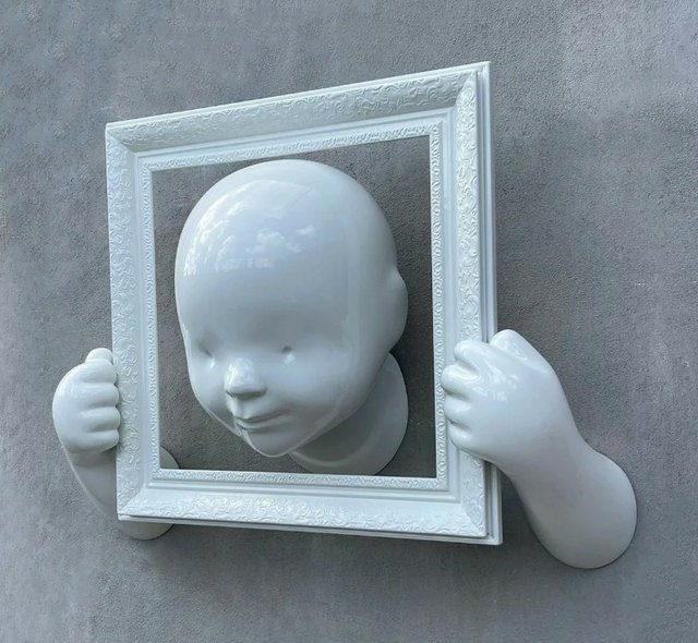 Ayla TURAN, I'm Not Here, 56 × 78 × 27 cm